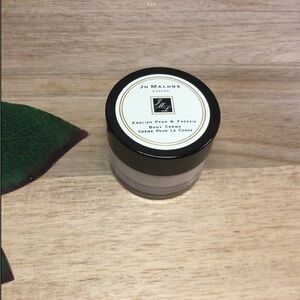π Mini Jo Malone English Pear & Freesia Body Cream